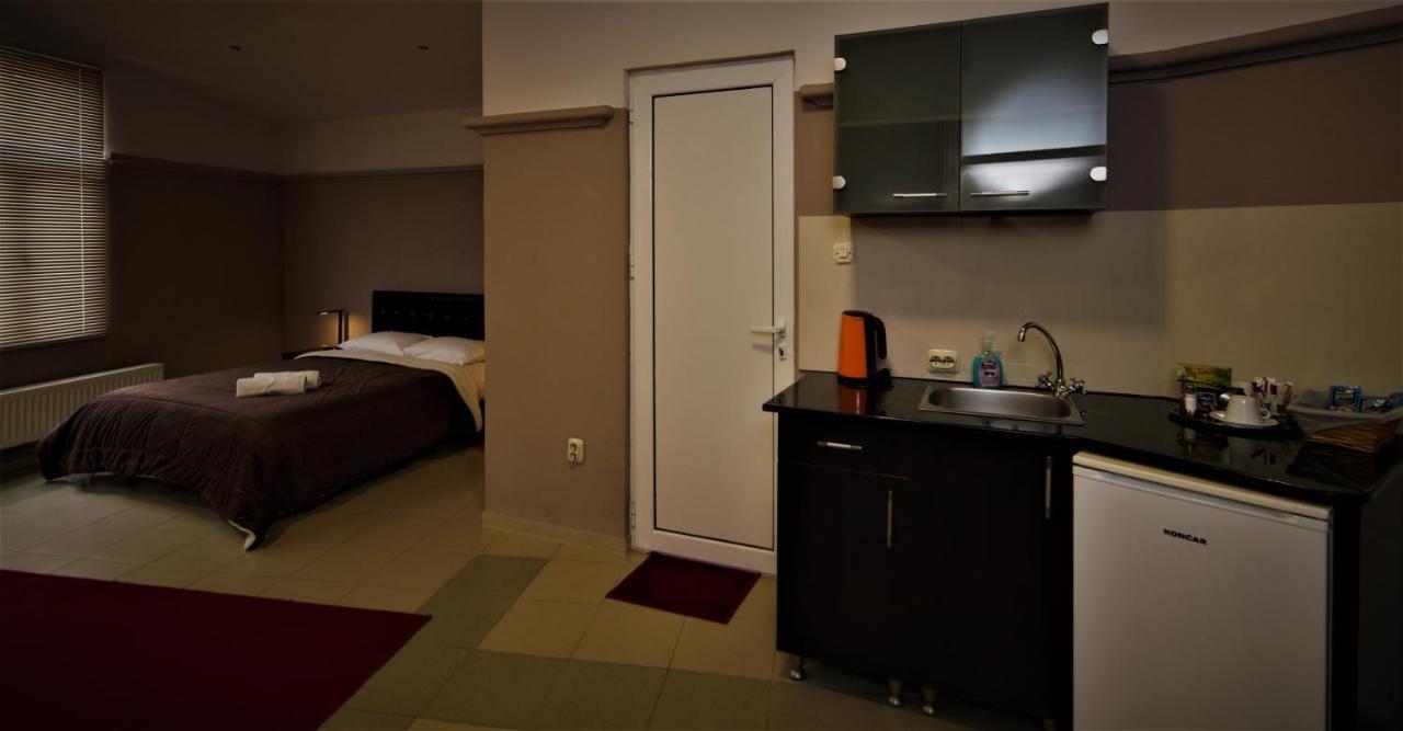 Hotel Ambasador 比托拉 外观 照片